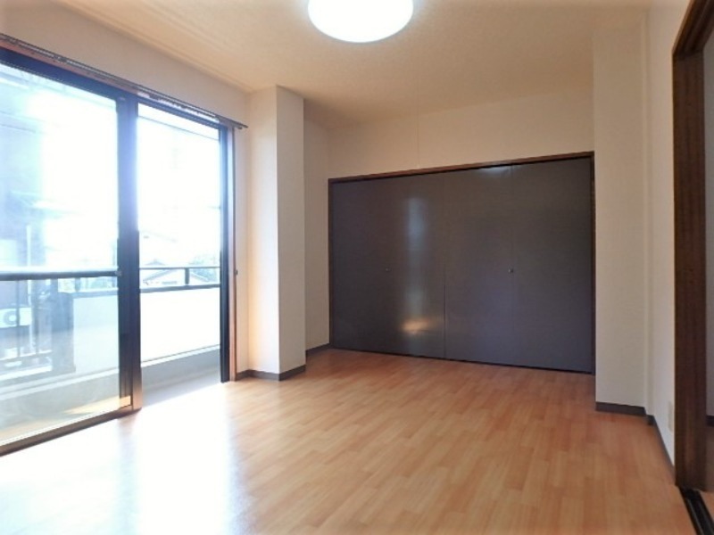 居室・リビング　図面と現状に相違がある場合には現状を優先