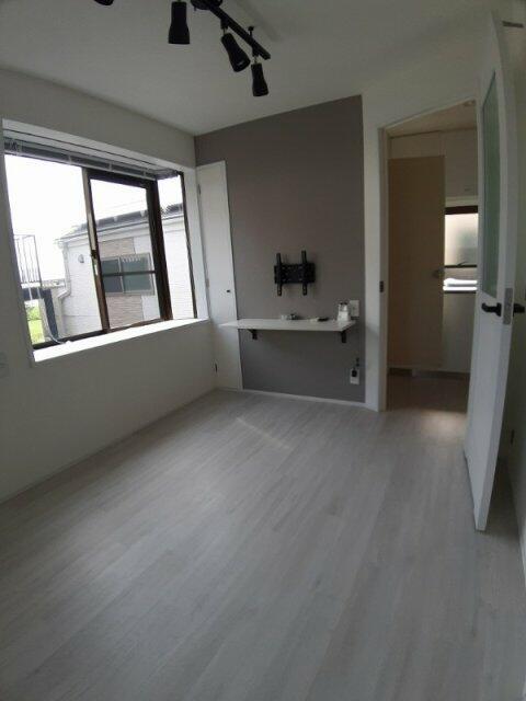 居室・リビング　?