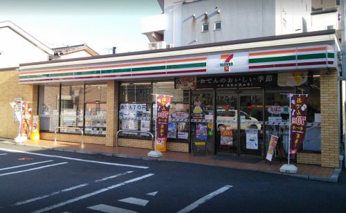 コンビニ　セブンイレブン 大田区本羽田1丁目店（コンビニ）まで341m
