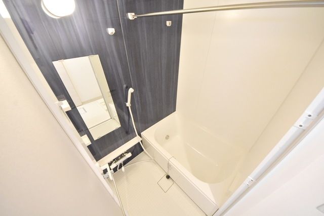 バス・シャワールーム　★お仕事の疲れも癒せるゆったりバスルーム★