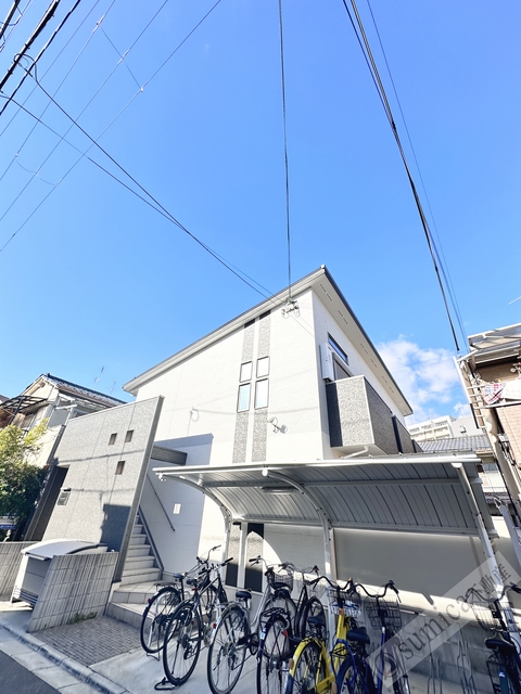 建物外観　閑静な環境に構える築浅ハイツ＾＾