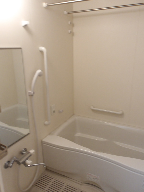 バス・シャワールーム　バス※別部屋参考写真