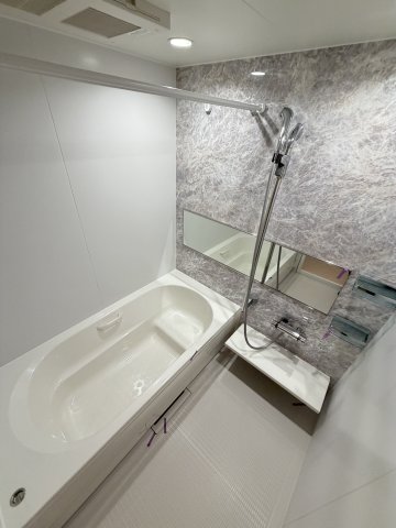 バス・シャワールーム　★バスルーム★イメージ写真★