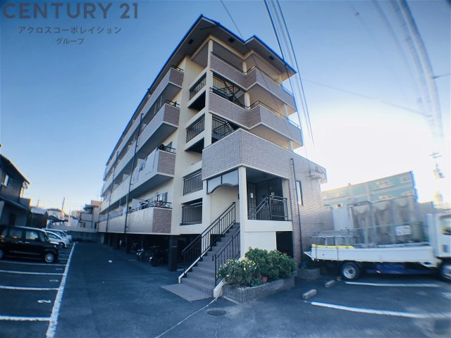 建物外観　エレベーター付きで高層階でも楽々♪