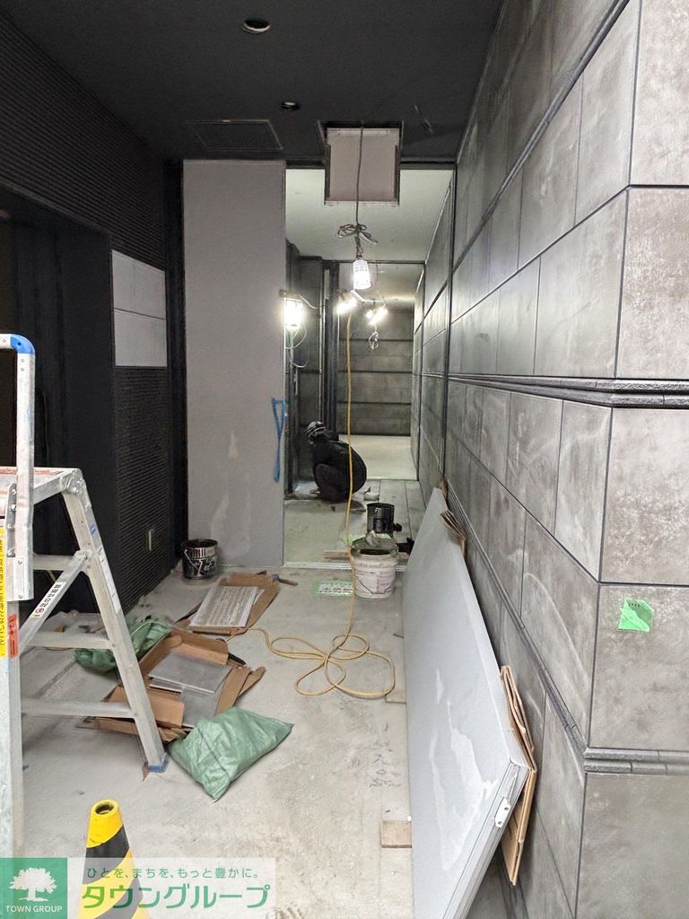 エントランス　駐車場