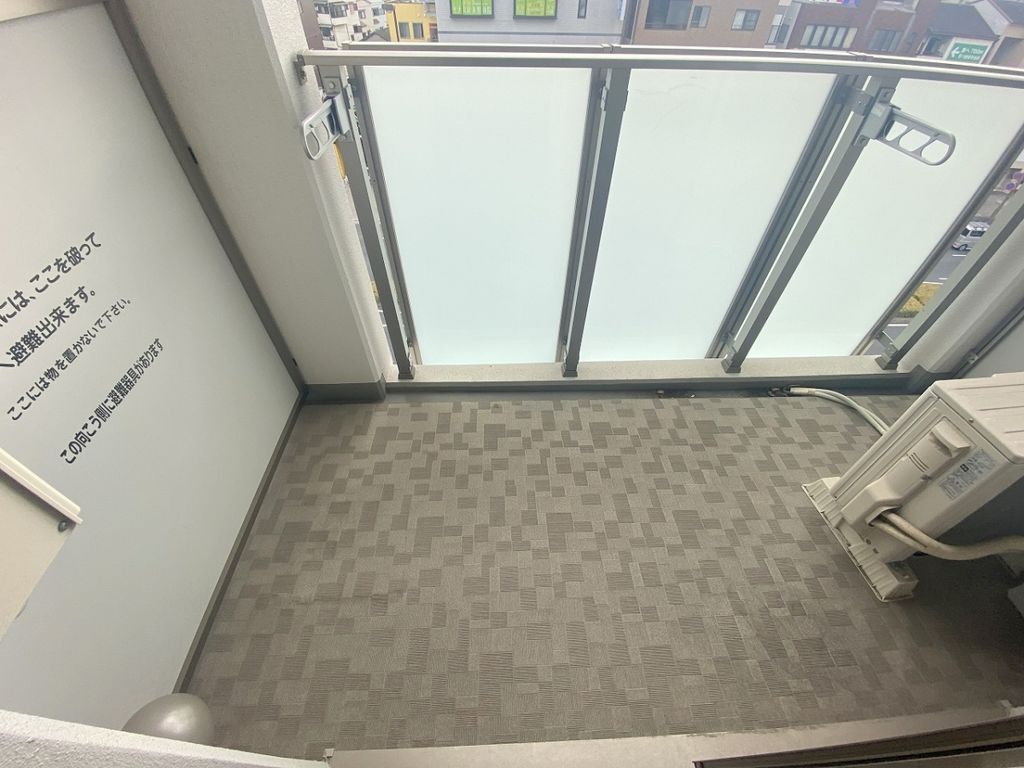 バルコニー　バルコニー