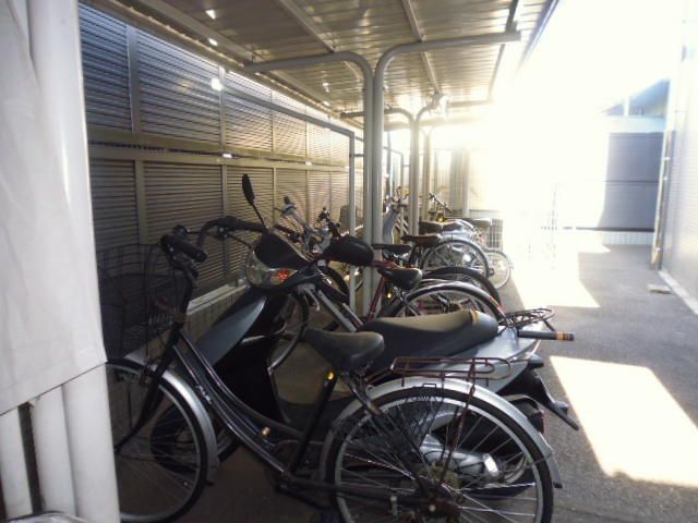 エントランス　毎日通るエントランスはこのようになっています