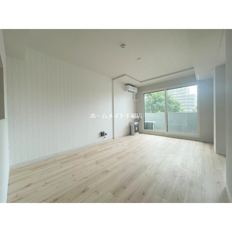 居室・リビング　明るく広々リビングスペース♪