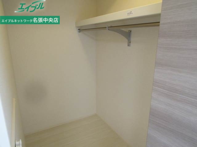 収納　反転同型タイプ