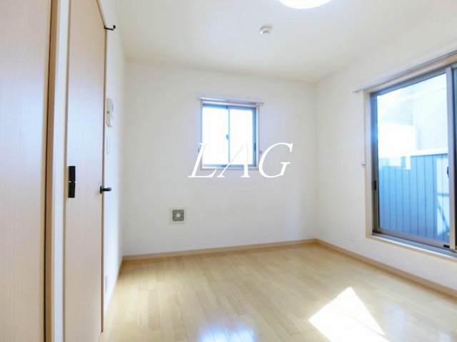 居室・リビング　洋室のお部屋です。