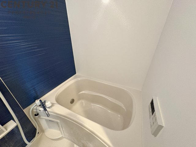 バス・シャワールーム　浴室乾燥、追い焚き機能付きです！