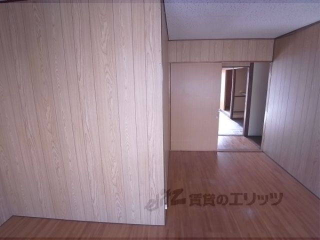 居室・リビング　綺麗なお部屋です。