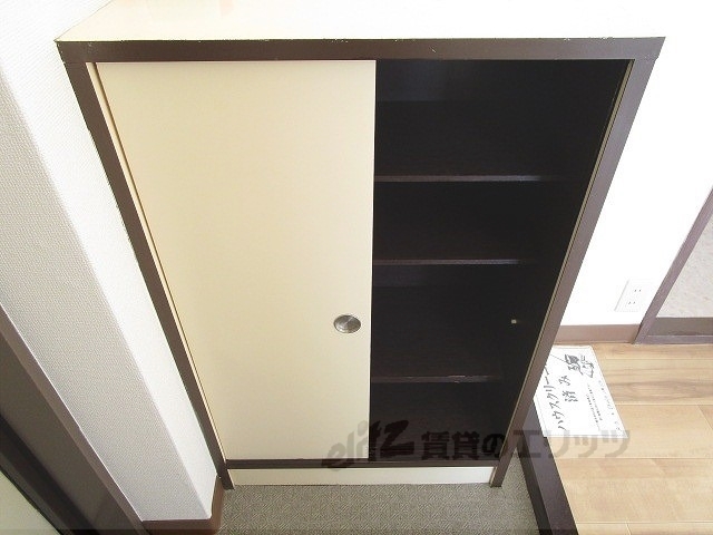収納　下駄箱