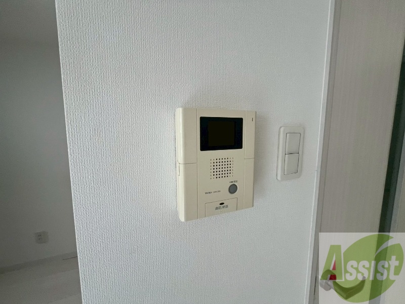 セキュリティ　ＴＶモニター付インターホンです。来客者の顔が見えるので安心！