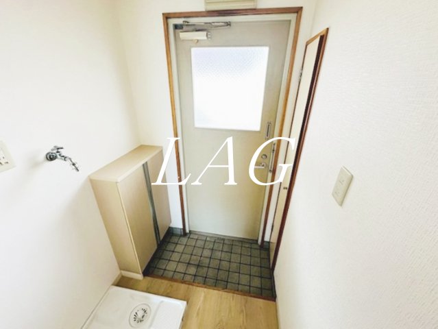 玄関　玄関です。