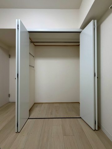 収納　高輪ホワイトマンション　港区高輪2