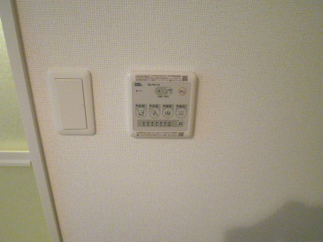 その他設備　浴室乾燥パネルです。