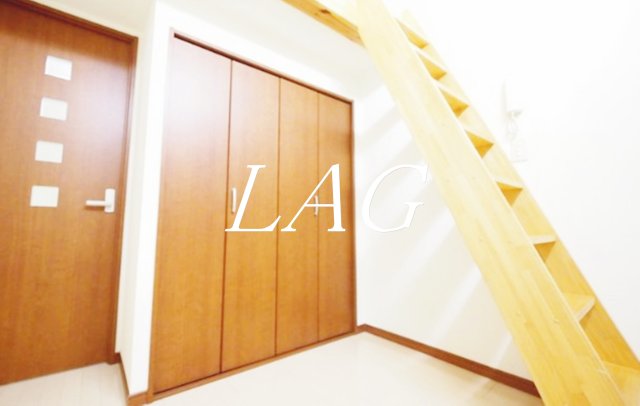 居室・リビング　洋室のお部屋です。