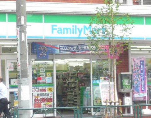 コンビニ　ファミリーマートＴＫＤ亀戸六丁目店（コンビニ）まで69m