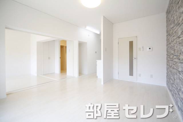 居室・リビング　リビングを広く使用ができます。