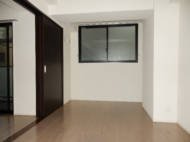 その他部屋・スペース　リビング横のお部屋