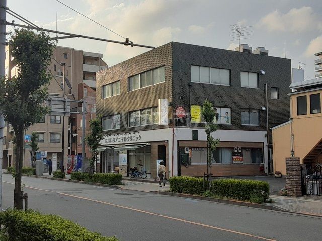 病院　にじいろアニマルクリニック（病院）まで369m