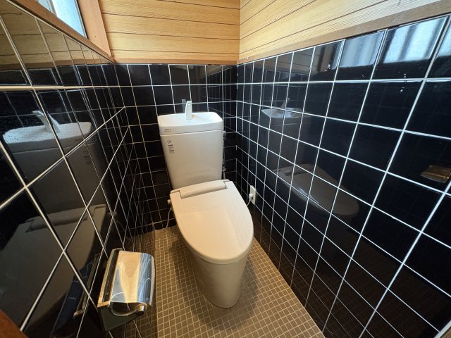 姫路市広畑区蒲田戸建のトイレ写真