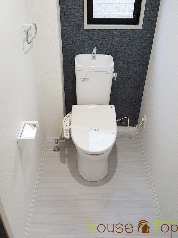 トイレ　ウォシュレット付き！水廻りも入替済みで大変キレイ♪