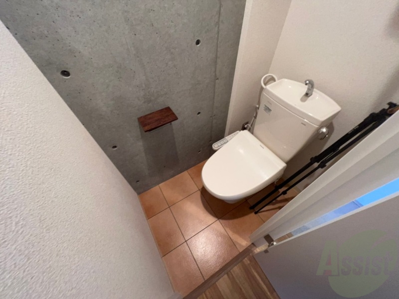 トイレ　ウォシュレット付きのトイレです。シャワートイレは日本の宝。
