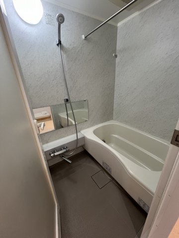 バス・シャワールーム　バス※別部屋参考写真