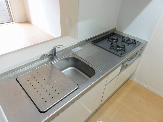 キッチン　参考写真掲載。