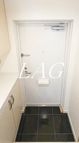 玄関　玄関です。