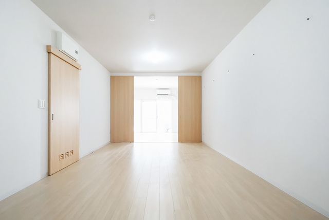 URアクティ三軒茶屋の居間写真