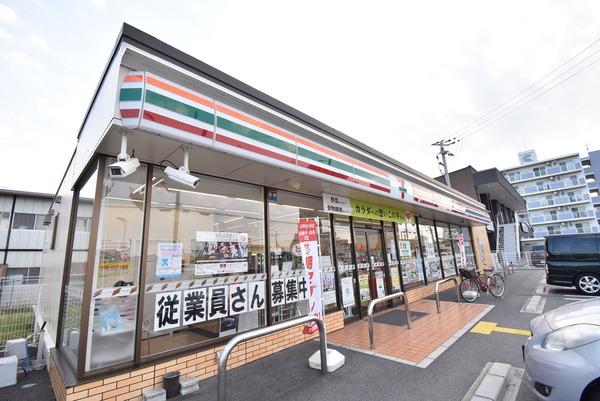 【守山市古高町のアパートのコンビニ】