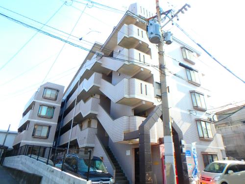 鹿児島市郡元町のマンションの建物外観