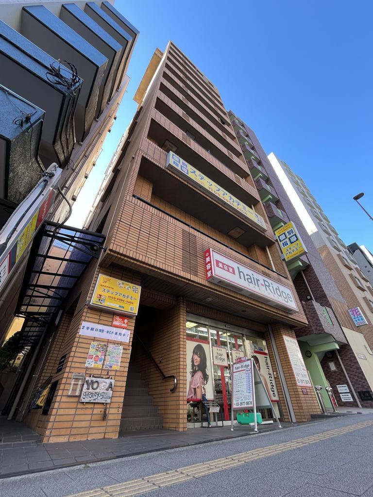 東京メトロ有楽町線 地下鉄成増駅 徒歩1分 築30年