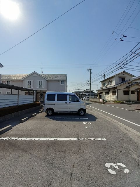 【ウエストコート　Ａの駐車場】