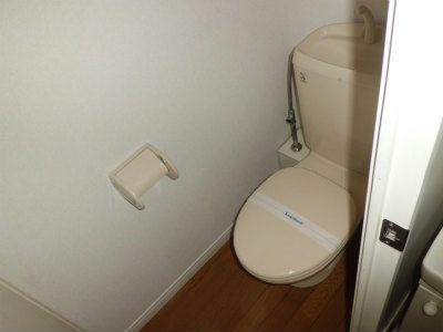 トイレ　洋式水洗便所。