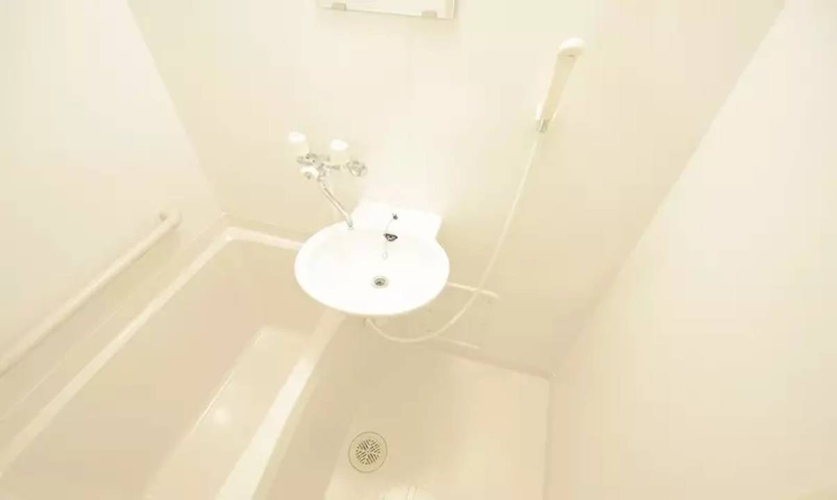 バス・シャワールーム　浴室