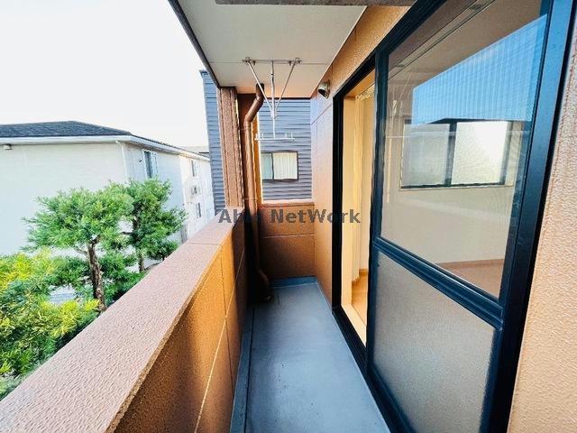 西尾市 2階建 築20年の内装写真