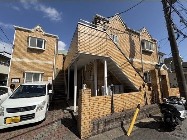 建物外観　落ち着いた雰囲気の外観です