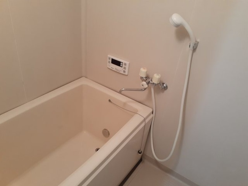 バス・シャワールーム　図面と現状に相違がある場合には現状を優先