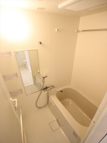 バス・シャワールーム　浴室乾燥機のUB