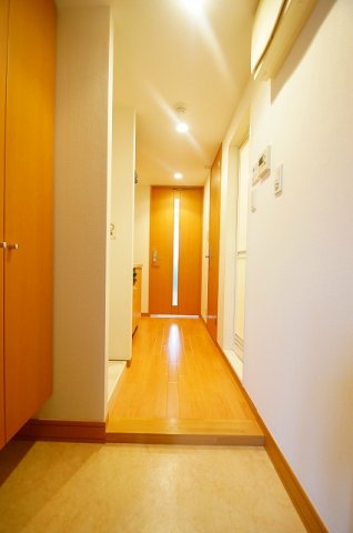 玄関　収納もある玄関です