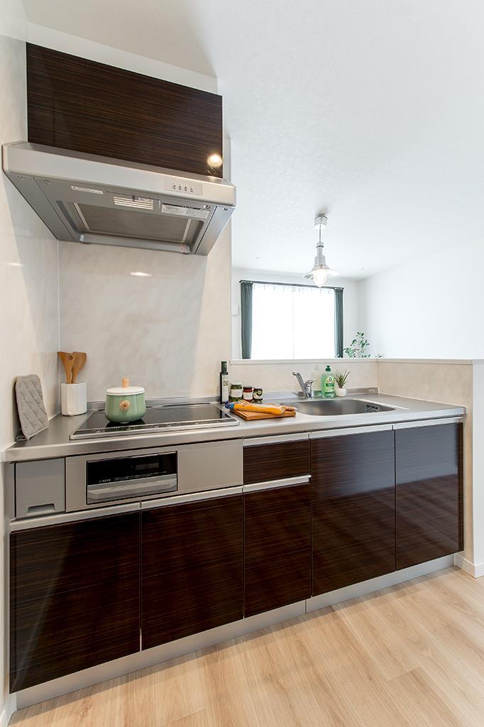 キッチン　システムキッチン（IH3口）