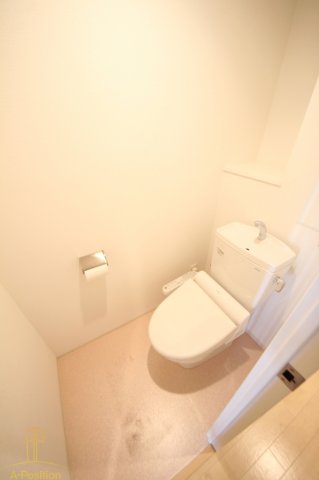 トイレ　大拓ハイツ22