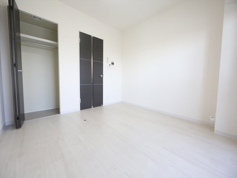 居室・リビング　洋室7帖　クローゼット付（収納充実してます）