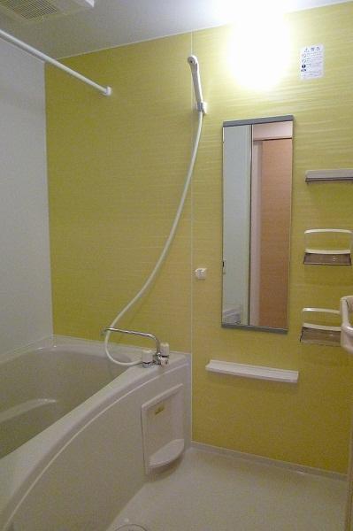 バス・シャワールーム　バスルーム