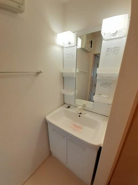 洗面設備　洗面化粧台