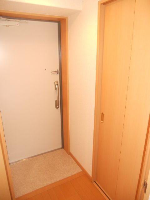 玄関　★★ゆとりのある玄関スペース★★